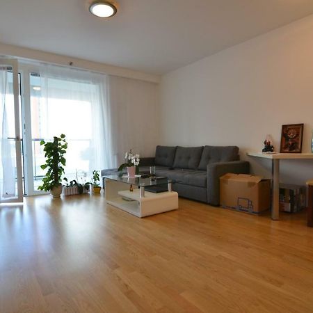 Apartment With Parking On Premise เวียนนา ภายนอก รูปภาพ