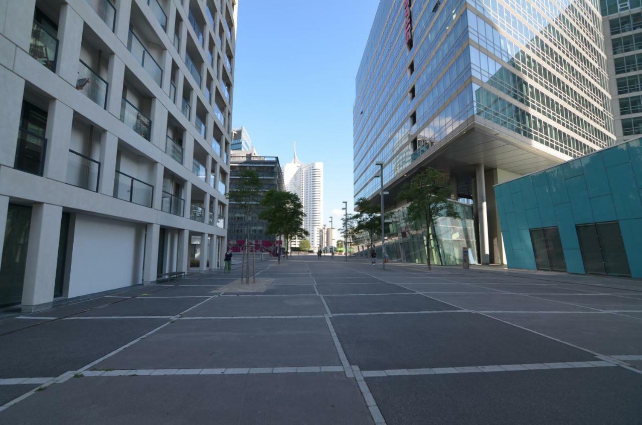 Apartment With Parking On Premise เวียนนา ภายนอก รูปภาพ