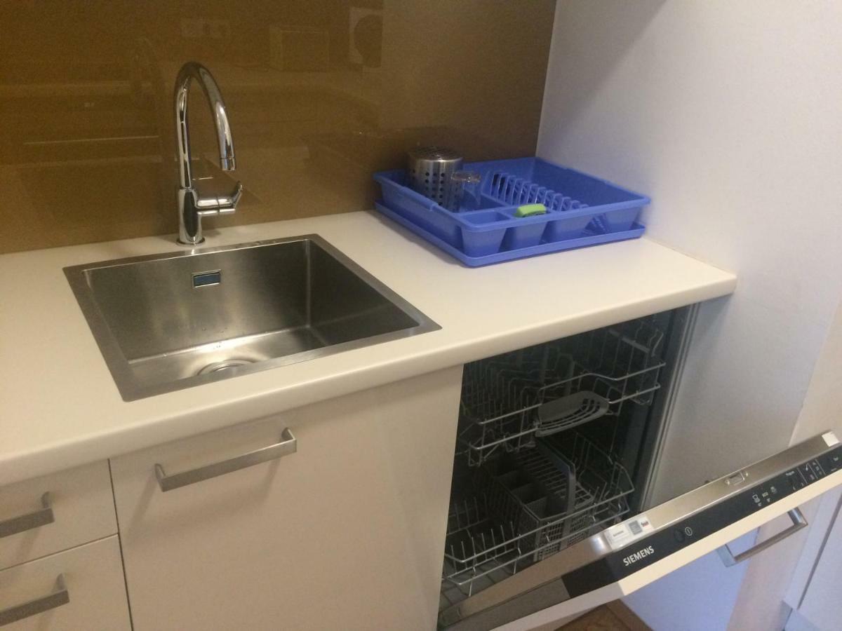 Apartment With Parking On Premise เวียนนา ภายนอก รูปภาพ