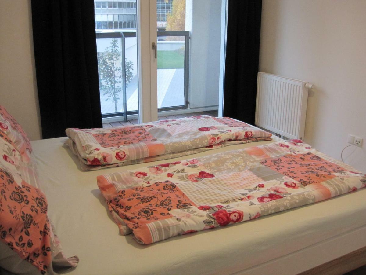 Apartment With Parking On Premise เวียนนา ภายนอก รูปภาพ