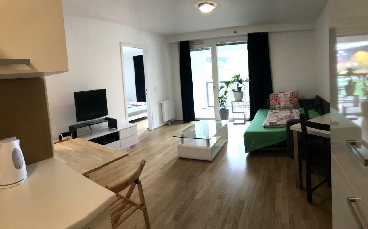 Apartment With Parking On Premise เวียนนา ภายนอก รูปภาพ