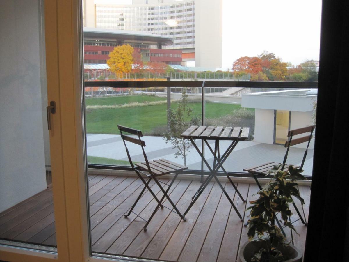 Apartment With Parking On Premise เวียนนา ภายนอก รูปภาพ